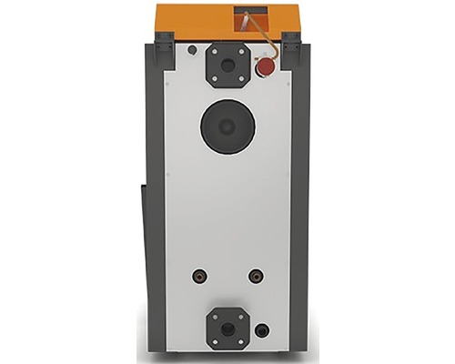 Pohľad zozadu na vykurovací systém s rôznymi prípojkami