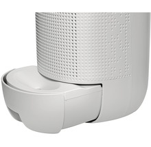 Detailný pohľad na plastový automat na krmivo pre mačky s výsuvnou miskou