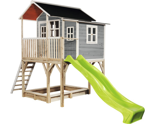 Drevený domček na hranie so šmýkačkou, rebríkom a pieskoviskom