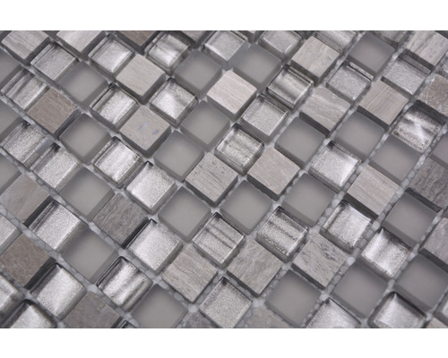 Mozaikové dlaždice zo skla a prírodného kameňa