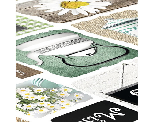 Detailný záber kolážových materiálov s kvetinovými a dekoratívnymi prvkami