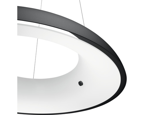 Detail okrúhleho závesného svietidla