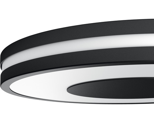 Detail okrúhleho stropného svietidla s LED osvetlením