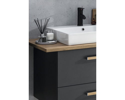 Kúpeľňová skrinka pod umývadlo s umývadlom na dosku a vodovodnou batériou