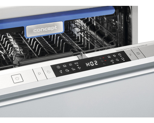 Vnútro umývačky riadu s ovládacím panelom a košom na riad