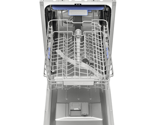 Vnútorný pohľad na umývačku riadu s košom na riad