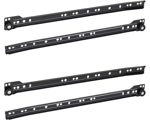 Štyri kovové zásuvkové lišty