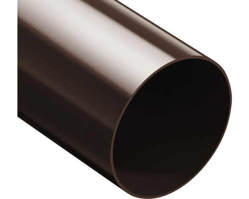 Detail tmavohnedej plastovej rúrky