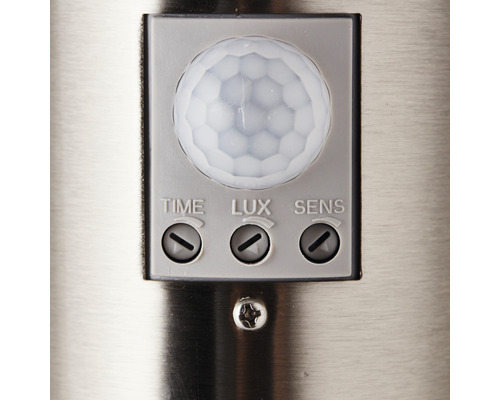 Detailný pohľad na snímač pohybu s nastavením času, luxov a citlivosti