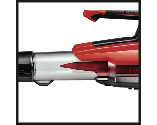 Detailný pohľad na vysávač lístia so zberným vakom