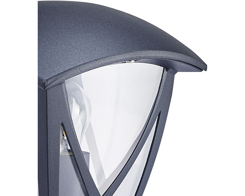 Detail vonkajšieho svietidla