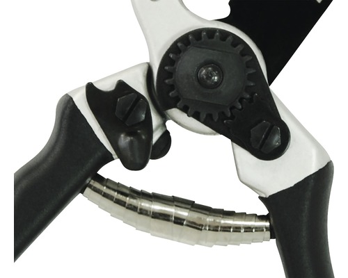 Detail záhradných nožníc s prevodom