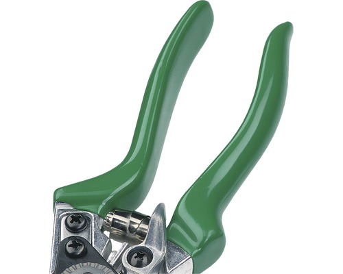 Detailný pohľad na záhradné nožnice s rukoväťou