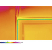 Analýza tepelných mostov zobrazuje rozloženie teplôt v budove.