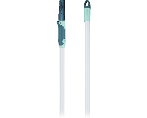 Dve biele teleskopické tyče pre čistiace zariadenia