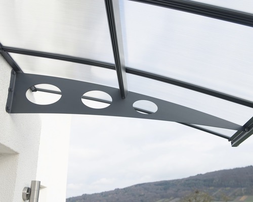 Strieška s priehľadným polykarbonátom a oceľovým držiakom