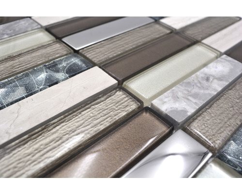 Mozaikové dlaždice zo skla a kameňa