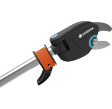 Logo Gardena na nožniciach na konáre s teleskopickou tyčou