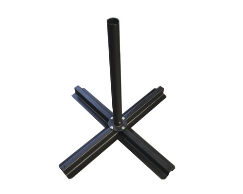 Kovový stojan na slnečník s krížovou základňou