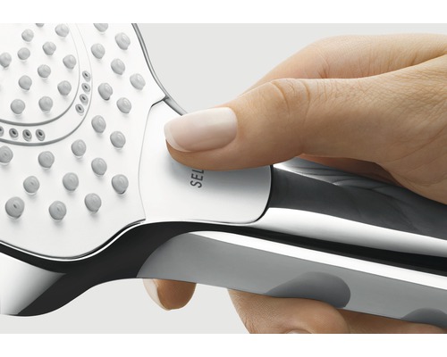 Ruka ovláda sprchovú hlavicu s prepínačom typu prúdu.