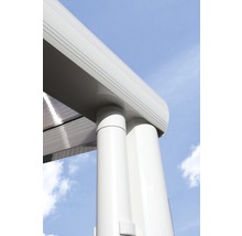 Detail terasového zastrešenia so stĺpikmi