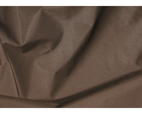 Detail hnedej látky so záhybmi
