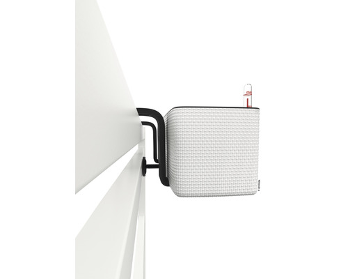 Biely kvetináč na upevnenie na zábradlie