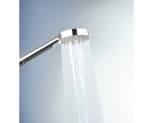 Ručná sprcha s prúdom vody