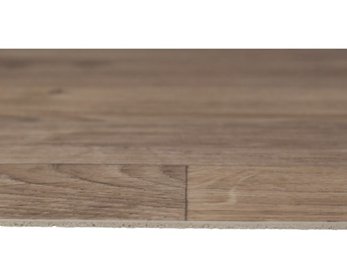 Detail laminátovej podlahy s vzhľadom dreva
