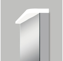 Detail zrkadlovej skrinky s osvetlením
