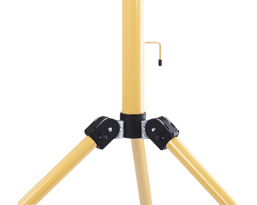 Trojnožka pre reflektor