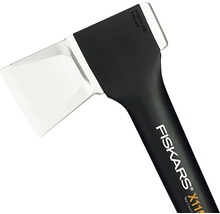 Sekera Fiskars s oceľovou hlavou a rukoväťou FiberComp