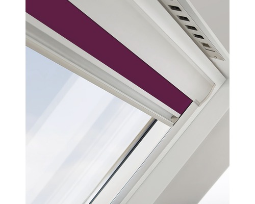 Strešné okno so zatemňovacou roletou