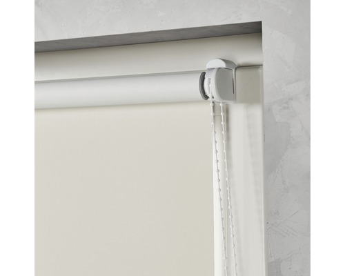 Roleta s retiazkovým pohonom na dekoráciu okien