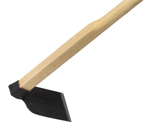 Záhradná motyka s drevenou násadou