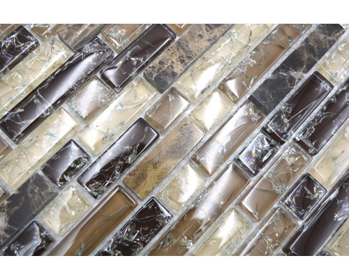 Mozaikové dlaždice zo skla a kameňa