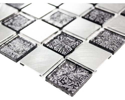 Mozaika zo skla a hliníka