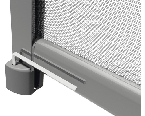 Detail rolovacej siete proti hmyzu s rámom