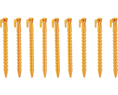 Niekoľko plastových stanových kolíkov