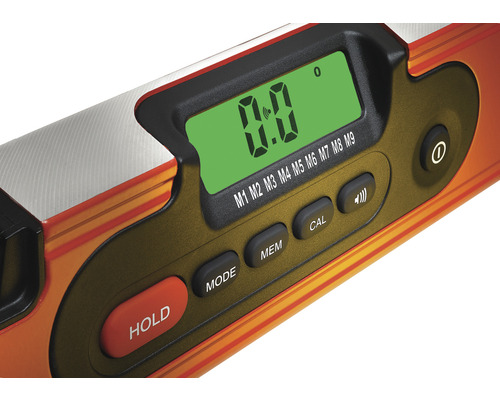 Digitálna vodováha, detail displeja a ovládacích prvkov