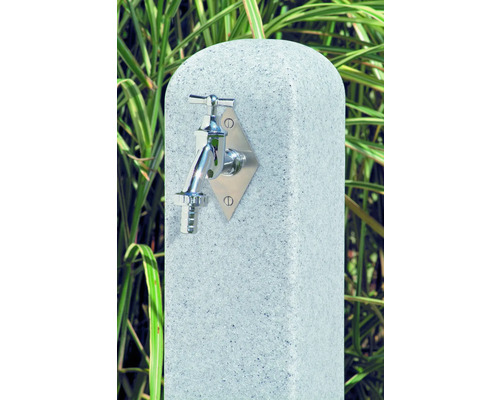 Žulový záhradný výtokový kohútik s vodovodným kohútikom