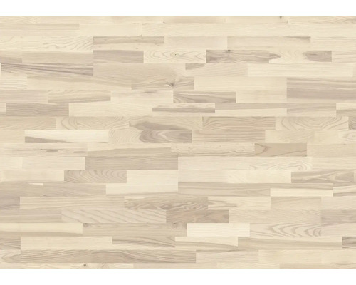 Svetlá dubová parketová podlaha položená vo vzore rybej kosti