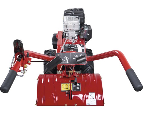 Záhradný kultivátor s ovládacími prvkami a rukoväťami