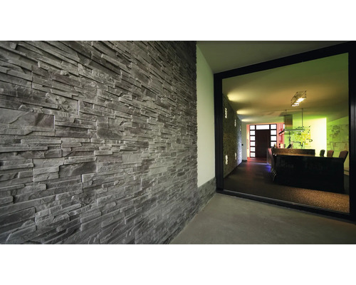 Obklad stien kamennými obkladmi v interiéri