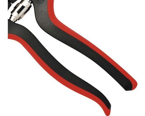 Detail záhradníckych nožníc s rukoväťou