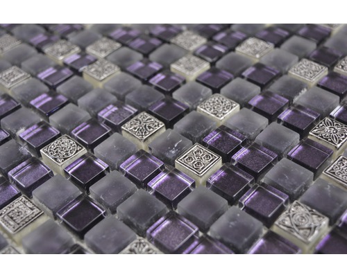 Mozaikové dlaždice zo skla a kovu na steny a podlahy