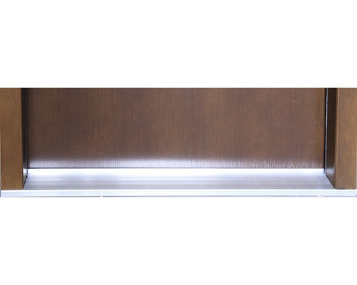 Dverové krídlo s tesnením podlahy