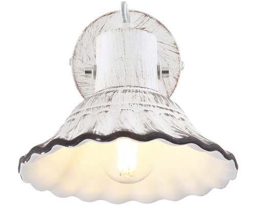 Nástenné svietidlo vo vidieckom štýle s tienidlom