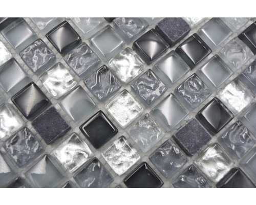 Mozaiková dlaždica so štvorcovými sklenenými kameňmi