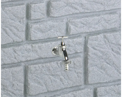 Vodovodný kohútik na stene